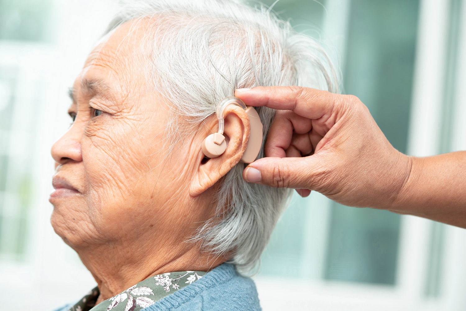 Read more about the article Why Does Personalised Hearing Aid Fitting Matter More Than Simply Choosing a Well-Known Brand?